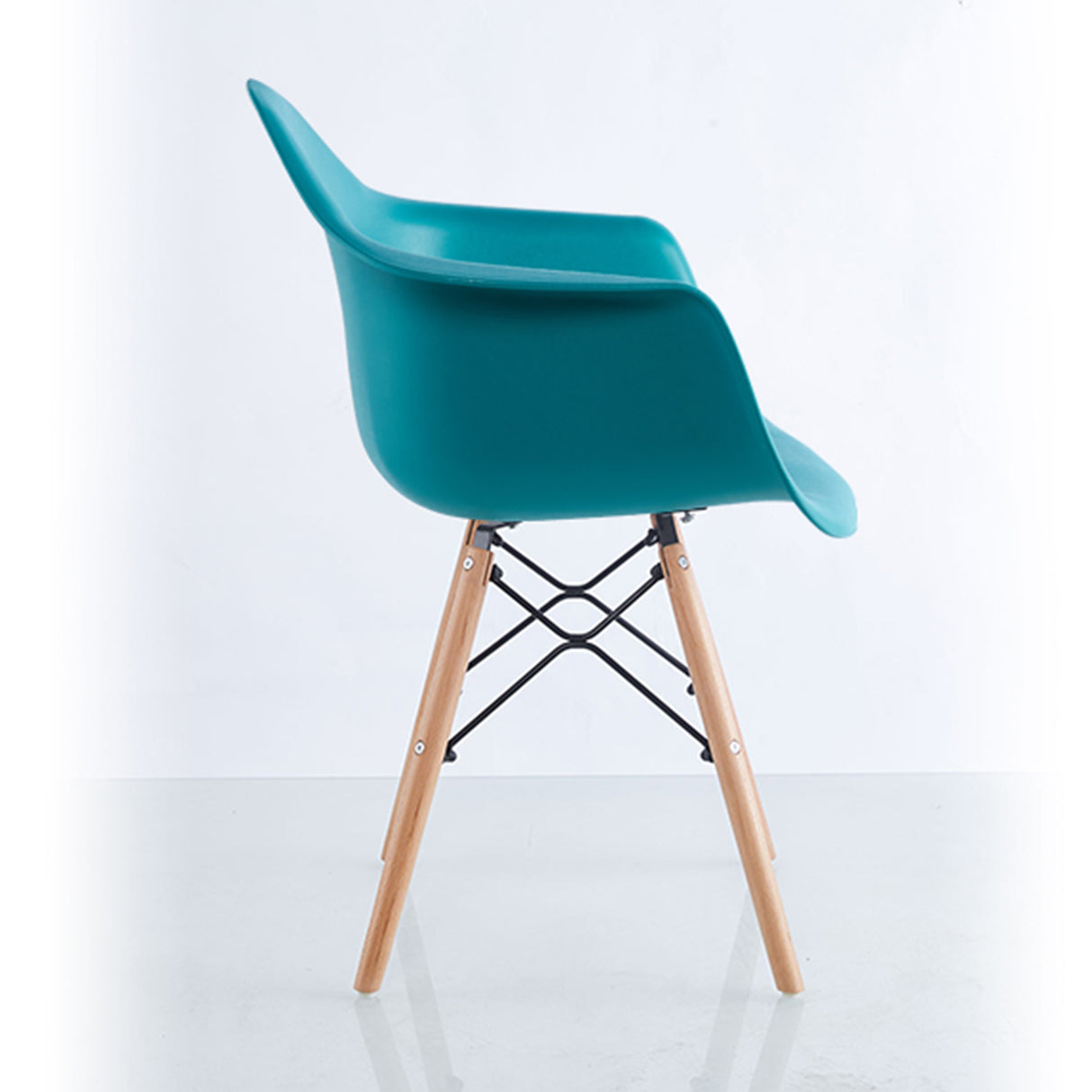 Chaise Lola : Style Scandinave en bois