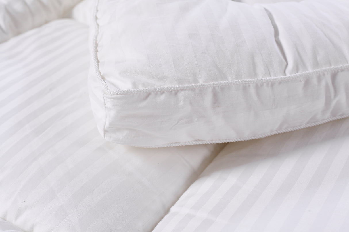 Couette douceur 100% polyester : garnissage tempéré de 400 g/m²