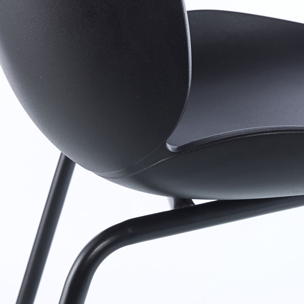 Chaise Roma : Design moderne et confort optimal